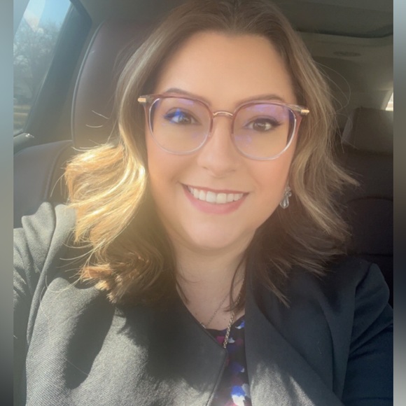 Meet your Posher, Ashley - Picture 5 of 6